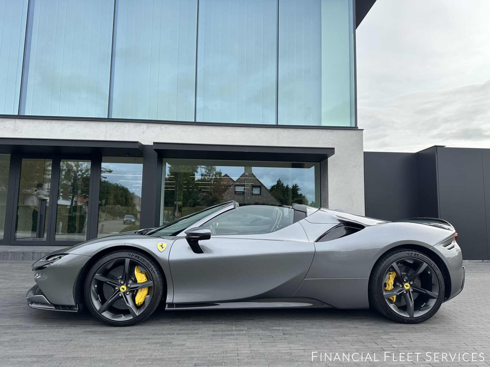 Ferrari SF90 Spider Assetto Fiorano