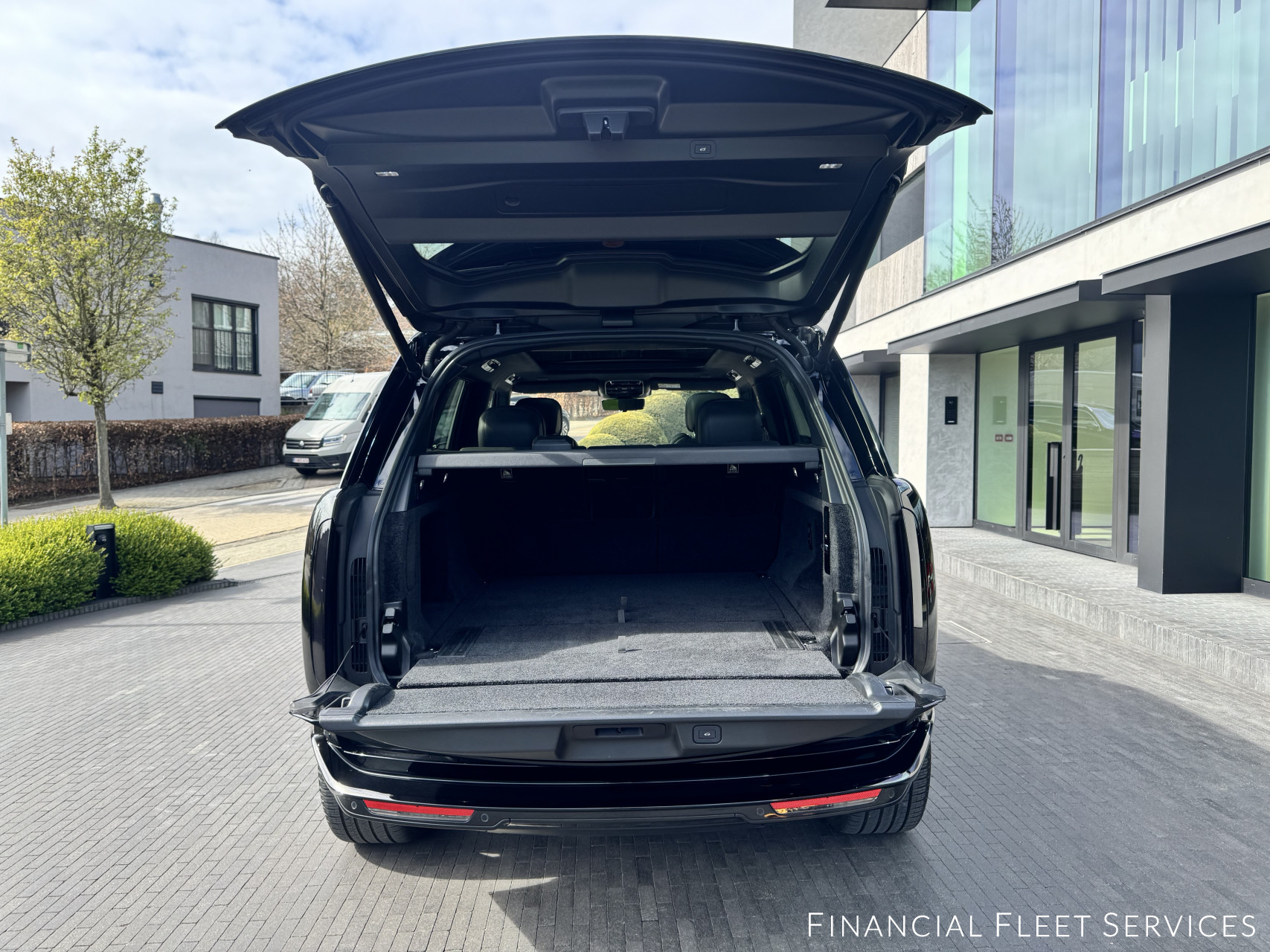 Land Rover Range Rover P510e Autobiography