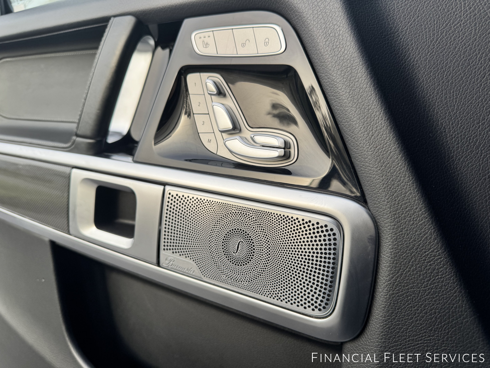 Mercedes-Benz G 500 - Commercial vehicle